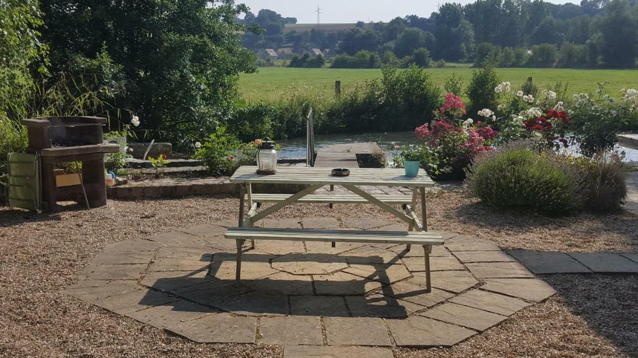 Chambre D'Hote Au Moulin De Longueil 外观 照片
